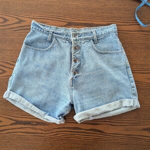90s NewTime shorts, High waist size medium